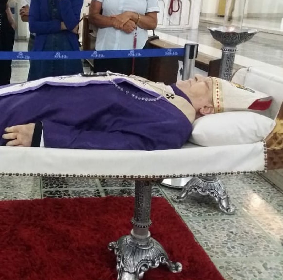 Missa de corpo presente: Dom Bonifácio - Basílica Bom Jesus 